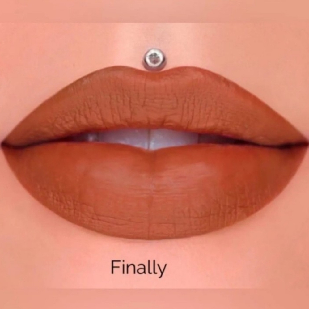 Jeffree Star Velour Liquid Lipstick